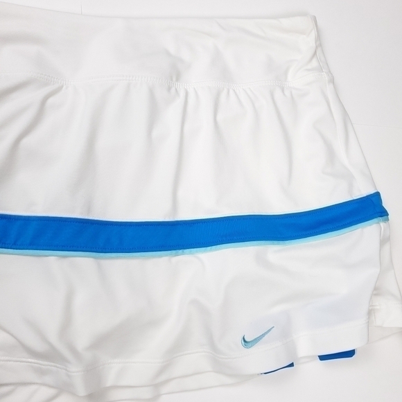 NIKE Women's White Blue Tennis Golf Skorts Sz L - Picture 3 of 8